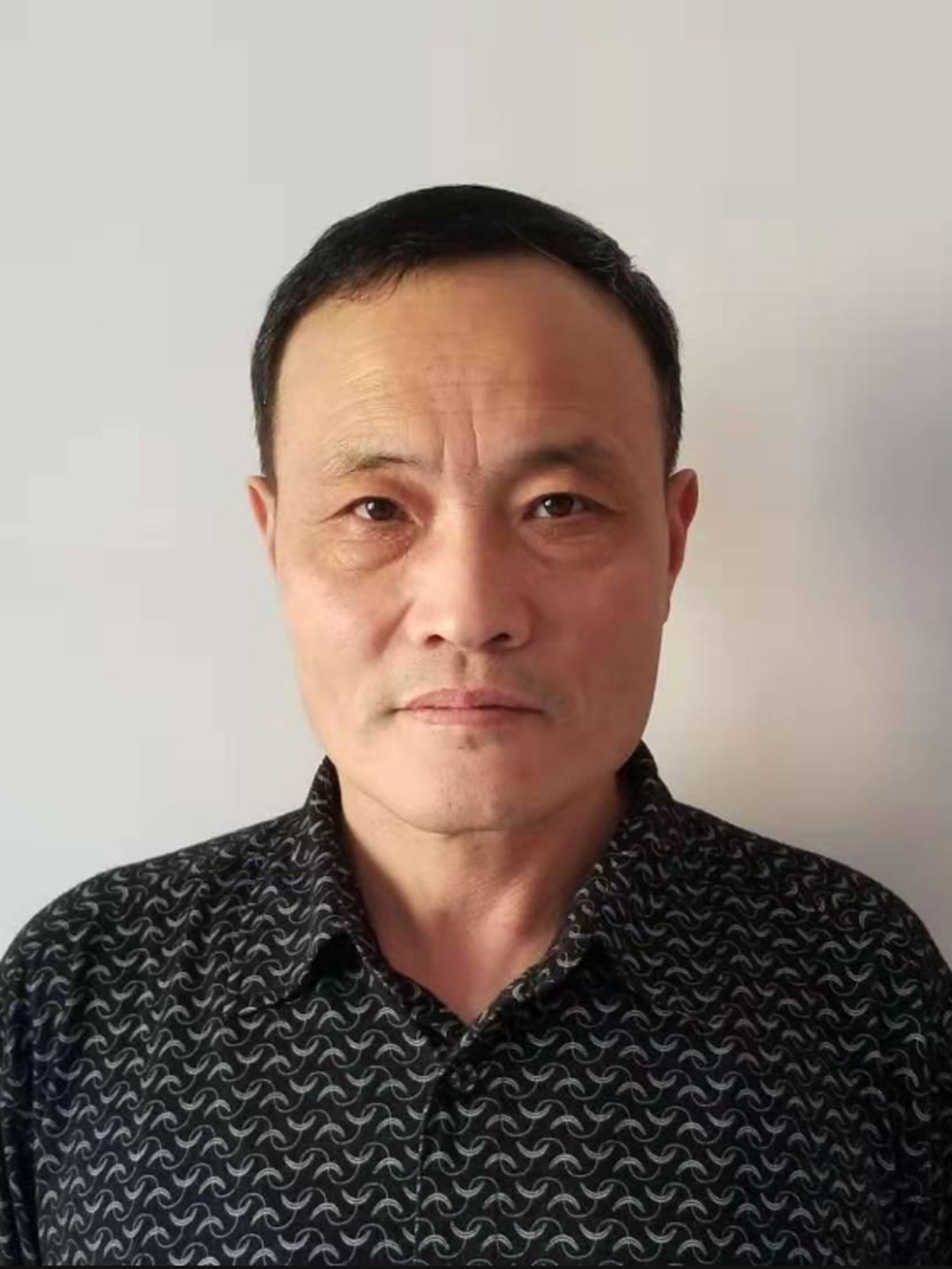 牛洪波