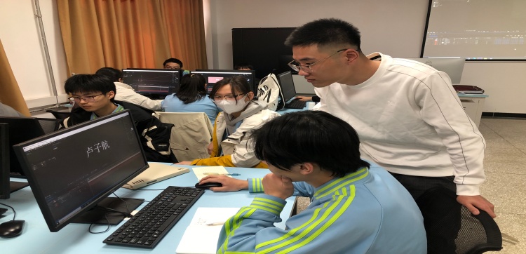 2024年3月25日动漫与数媒专业学生在北京商贸学校数媒实训基地参加企业实践