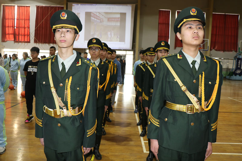 威武国旗班
